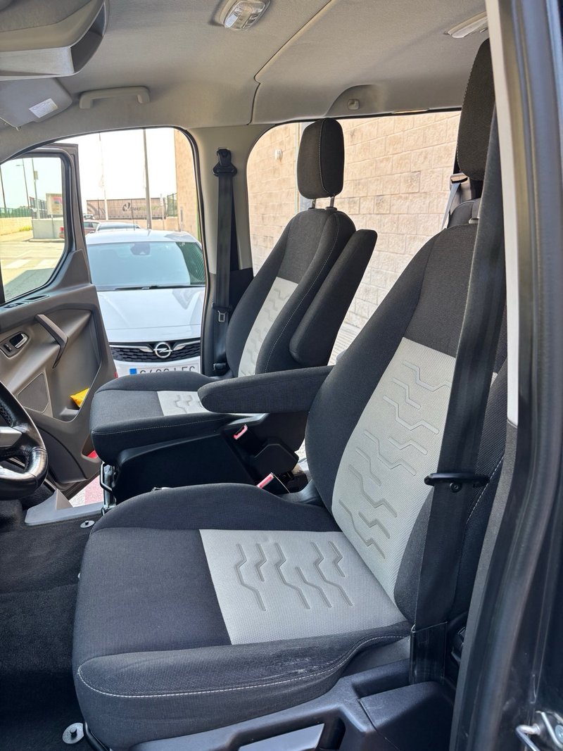 Ford Transit Custom 2017, foto 8