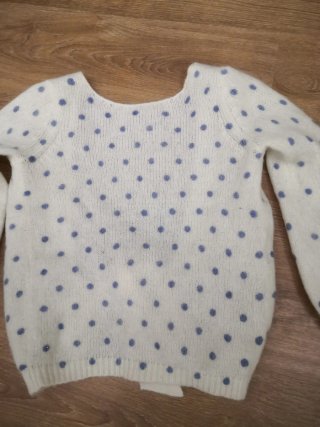Cárdigan de Angora Blanca con Topos