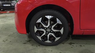 Toyota Aygo 1.0 70 x-play 53 kW (72 CV)