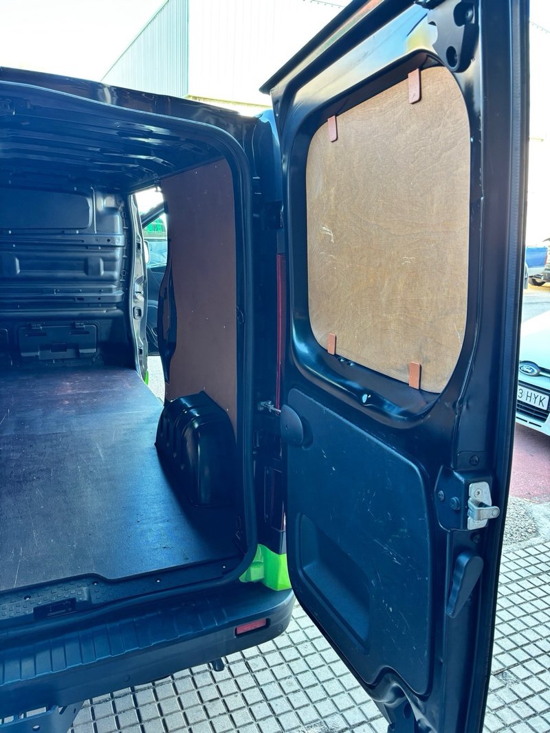 Renault Trafic 2020, foto 18