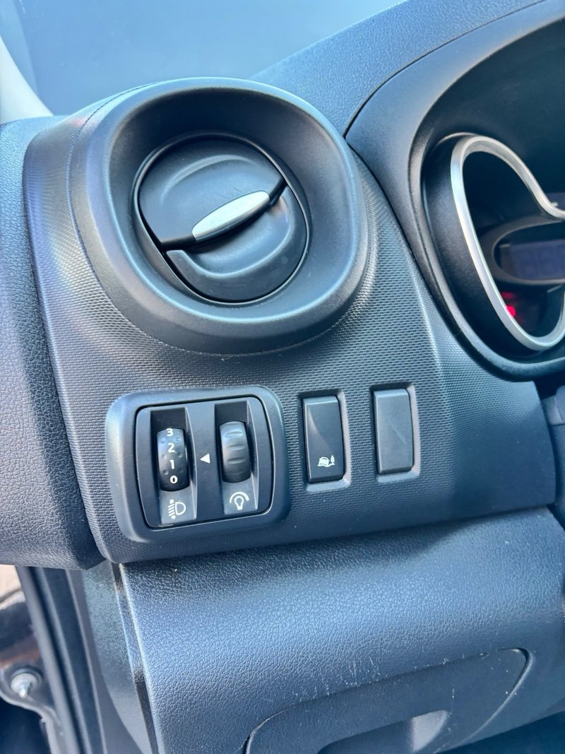 Renault Trafic 2020, foto 9