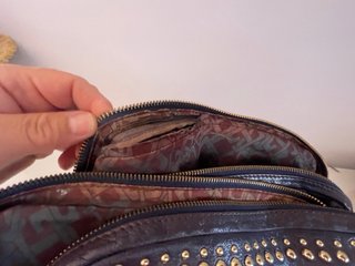 Bolso Piel Gloria Ortiz Tachuelas Dorado