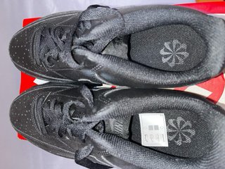Nike Court Vision Low Negras