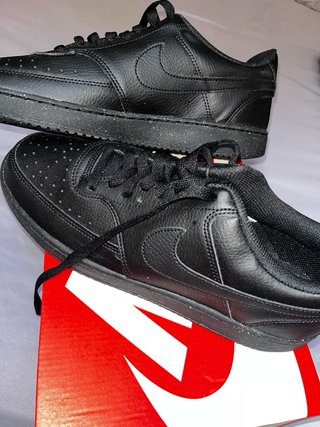 Nike Court Vision Low Negras