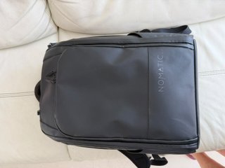 Mochila NOMATIC Travel Pack 20-30 L negra