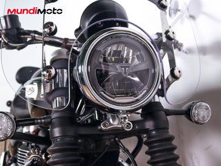 TRIUMPH BONNEVILLE 1200 SPEEDMASTER