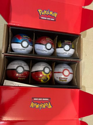 Set de 6 Pokéball Pokémon TCG en español sellado