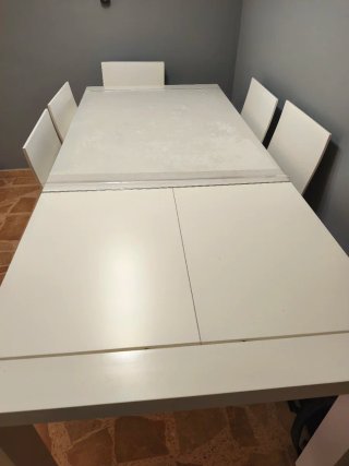 Mesa comedor y sillas