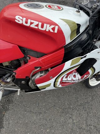 Suzuki RGV250 VJ22 Lucky Strike