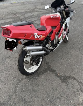 Suzuki RGV250 VJ22 Lucky Strike