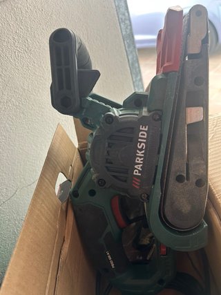 Lijadora de banda Parkside PBSD 600 A1