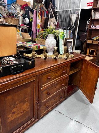 Aparador vintage madera con marquetería