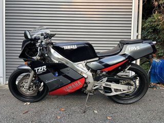 Yamaha TZR250 3MA