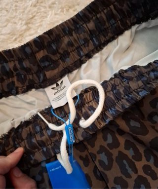 Pantalón Wide Leg Adidas Estampado
