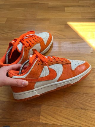 Zapatillas Nike Dunk Low en anaranjado agrietado