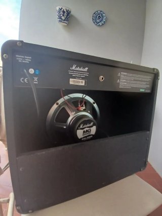 Amplificador Marshall MG30DFX Negro