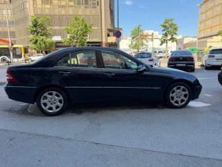 Mercedes-Benz Clase C 2004