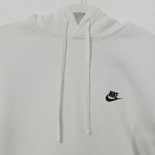 Sudadera Nike con capucha blanca