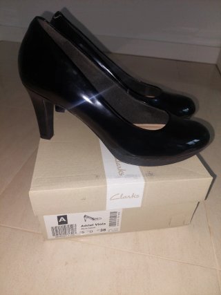 Zapatos de Tacón Clarks Negros Talla 38