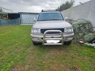 Toyota Land Cruiser 100 2003