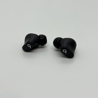 Beats Studio Buds Negros