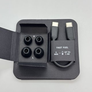 Beats Studio Buds Negros