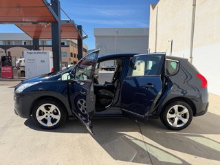 Peugeot 3008 2011