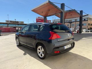 Peugeot 3008 2011