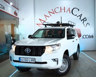 TOYOTA Land Cruiser 2.8 D4D GX 7 Plazas