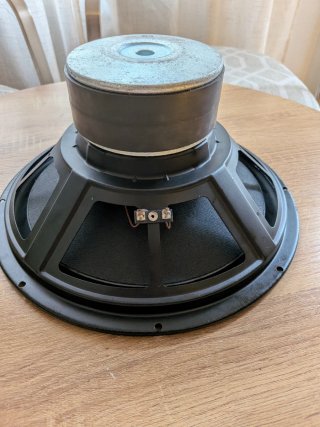 Subwoofer JBL 12 pulgadas 300w