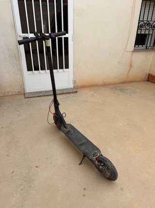 Patinete Eléctrico Negro