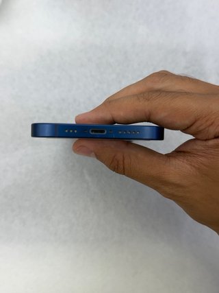Apple iPhone 12 64GB Azul