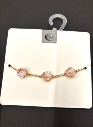 Pulsera con Flores Rosas