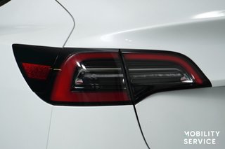 Tesla Model 3 RWD