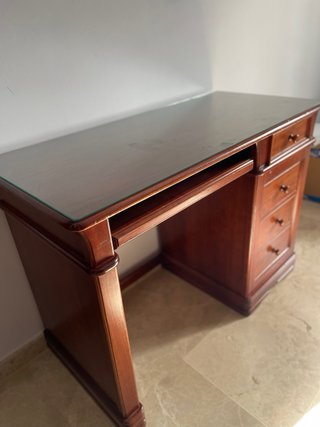 Mesa de Escritorio de Madera con Cristal