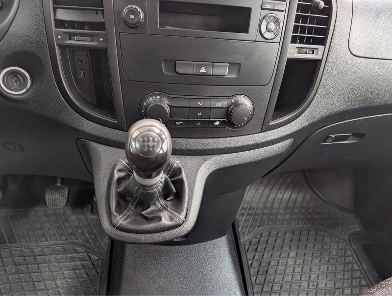 Mercedes-Benz Vito MIXTO 111 CDI Compacta 2019, foto 3