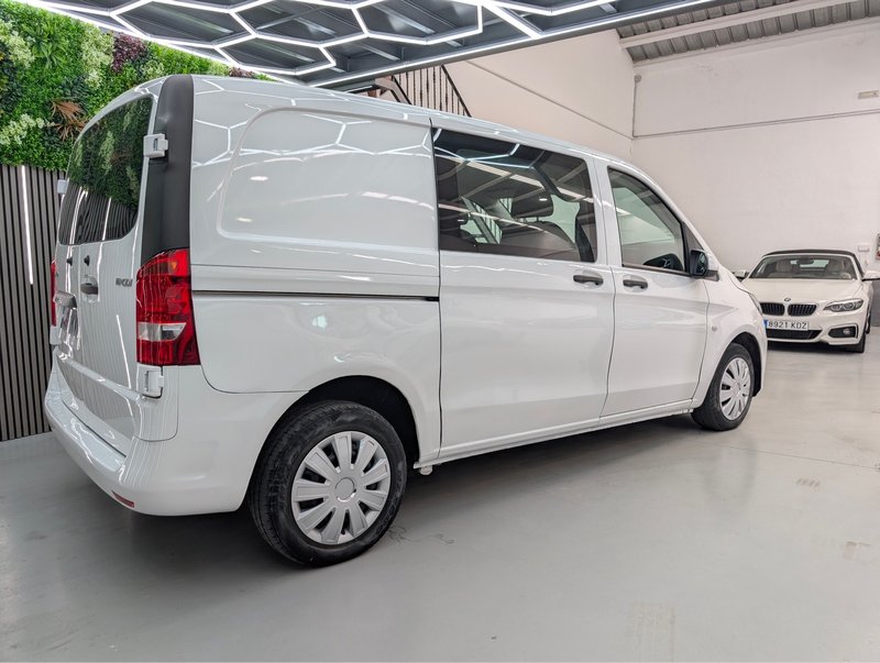 Mercedes-Benz Vito MIXTO 111 CDI Compacta 2019, foto 12