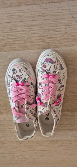 Zapatillas niña unicornios talla 32
