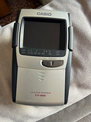 Casio TV-880 Televisión LCD Color Portátil
