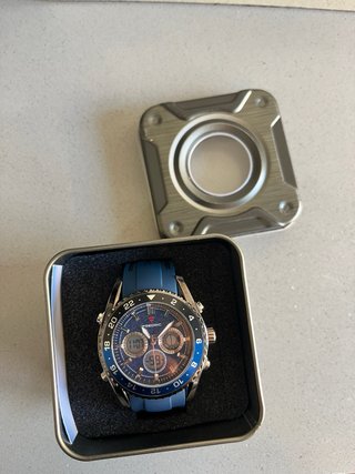 Reloj Frederic Hombre Azul y Plata