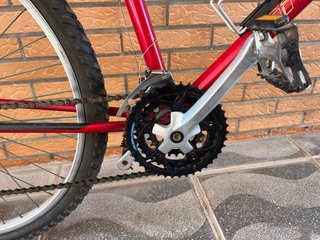 Bicicleta Roja Gitane Akena componentes Shimano