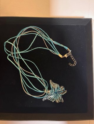 Collana con ciondolo farfalla
