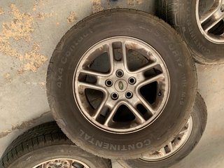 4 Neumáticos Continental 4x4 235/70R17
