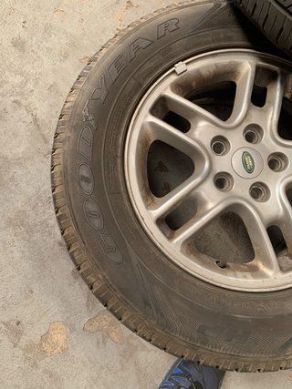 4 Neumáticos Continental 4x4 235/70R17
