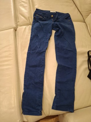 Pantalones vaqueros azules con cremallera
