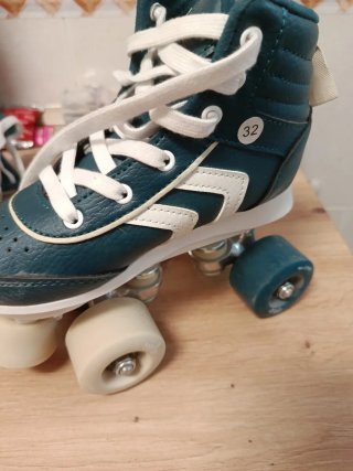 Patines Oxelo Talla 32 con Casco y Protecciones.