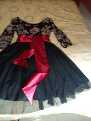 Ofertas Vestido fiesta floral! Negro/Fucsia