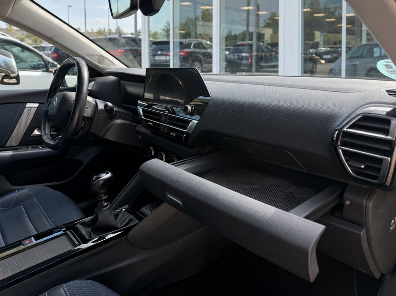 Citroën C4 1.2 PureTech S&S Shine 2021, foto 11