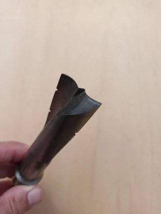 Broca de escoplear-taladrar de carpintero Llama.