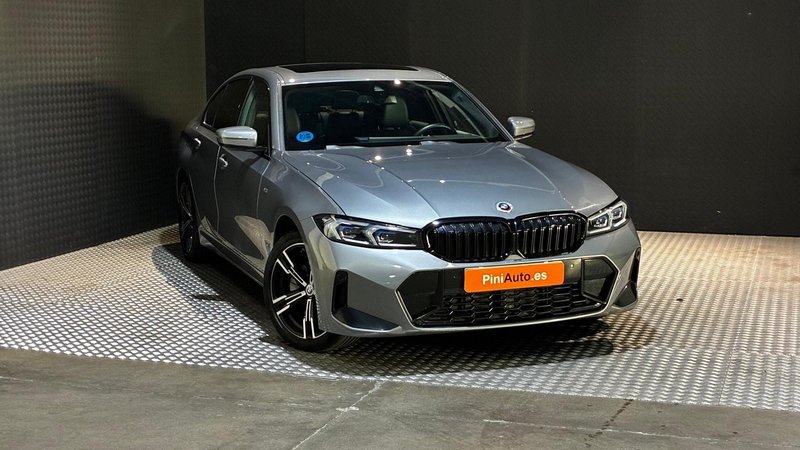 BMW Serie 3 2024, foto 28